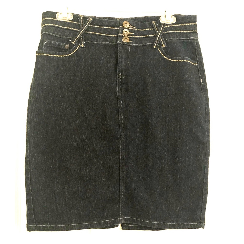 Denim pencil skirt